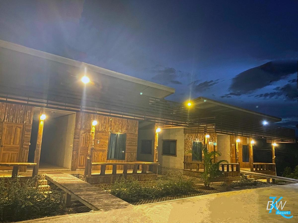 Baan Khue Wieng Resort Mae Sariang Bagian luar foto