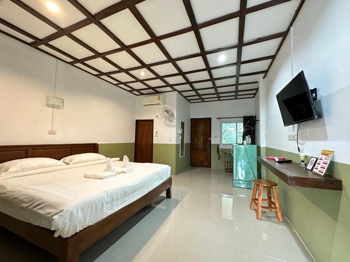 Baan Khue Wieng Resort Mae Sariang Bagian luar foto