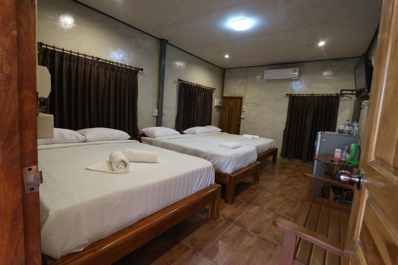 Baan Khue Wieng Resort Mae Sariang Bagian luar foto