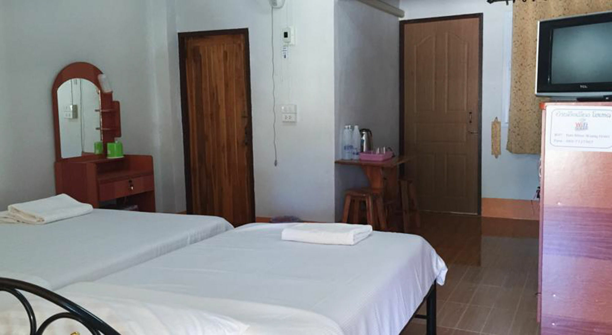 Baan Khue Wieng Resort Mae Sariang Bagian luar foto